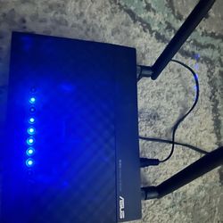 ASUS AC1900 WiFi Router (RT-AC68U) - Dual Band Gigabit Wireless Internet Router, Gaming & Streaming, AiMesh Compatible, Included Lifetime Internet Sec