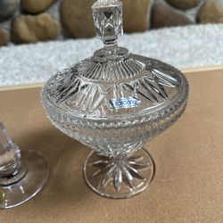 Vintage Crystal Decor Set + Thomas Kinkade Clock (Display Piece)