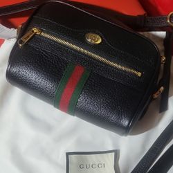 Gucci Crossbody Bag 