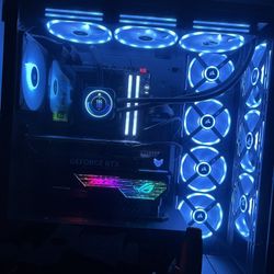 Corsair 7000 Full Tower With Corsair Liquid Cooling LCD Display 