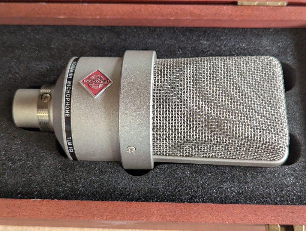 Neuman Tlm103