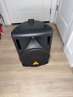 Behringer B212A 12 inch -2 WAY 400W Powered Speaker