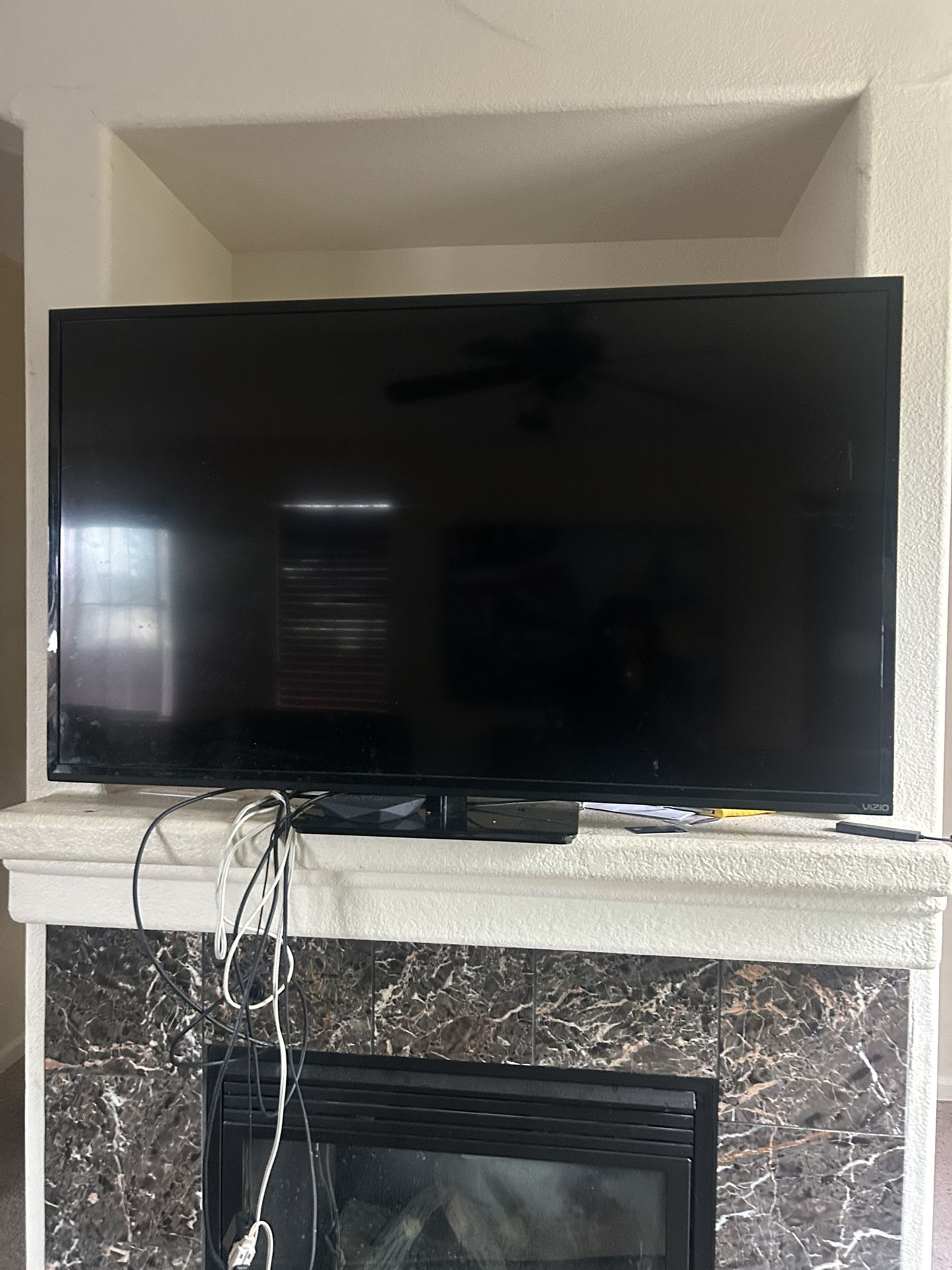 Estate Sale - 75” Vizio
