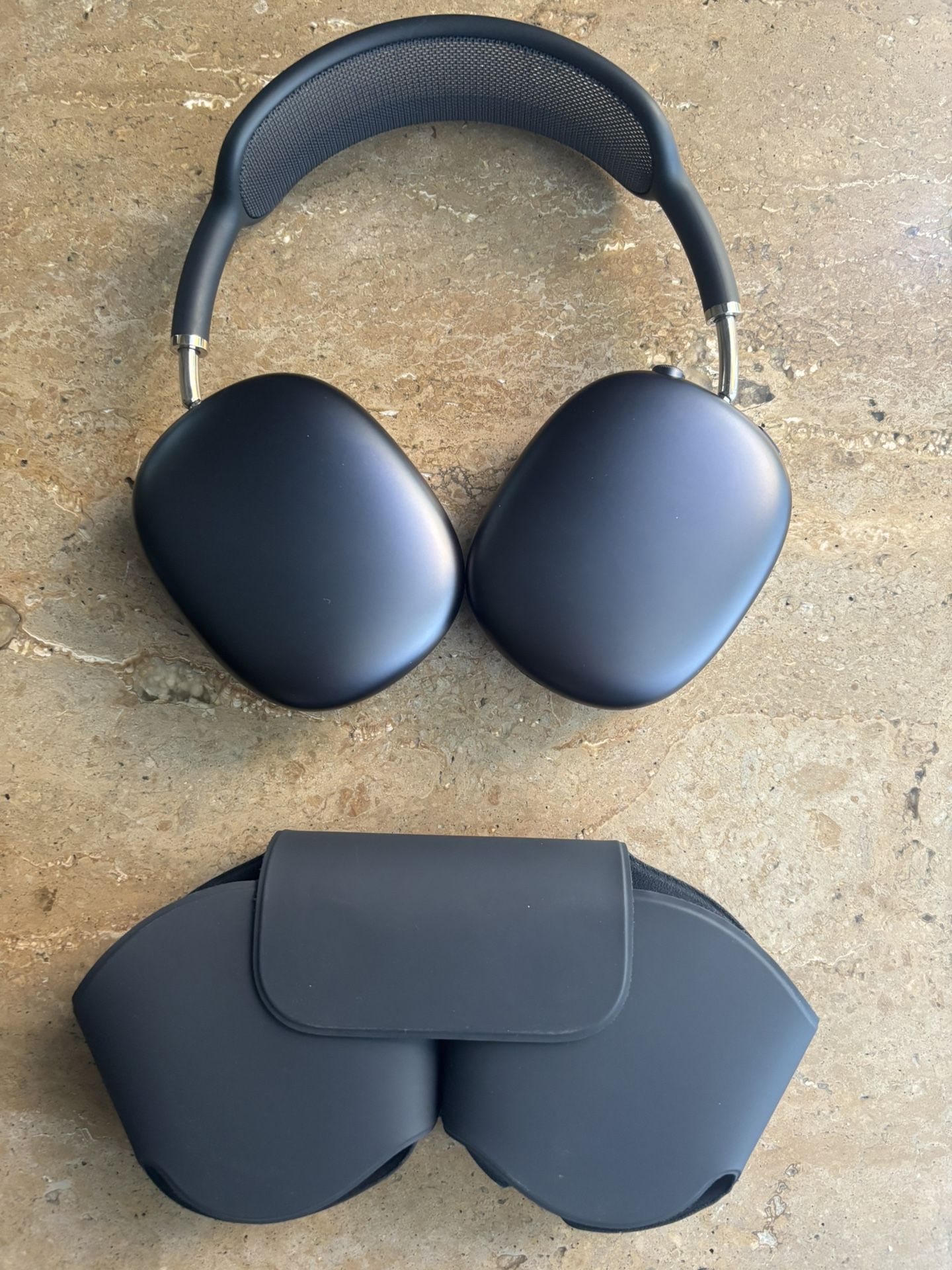 AirPods Max USB C Midnight Blue 