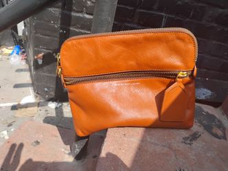 MARC Jacobs brown leather purse