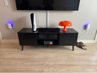 Entertainment stand