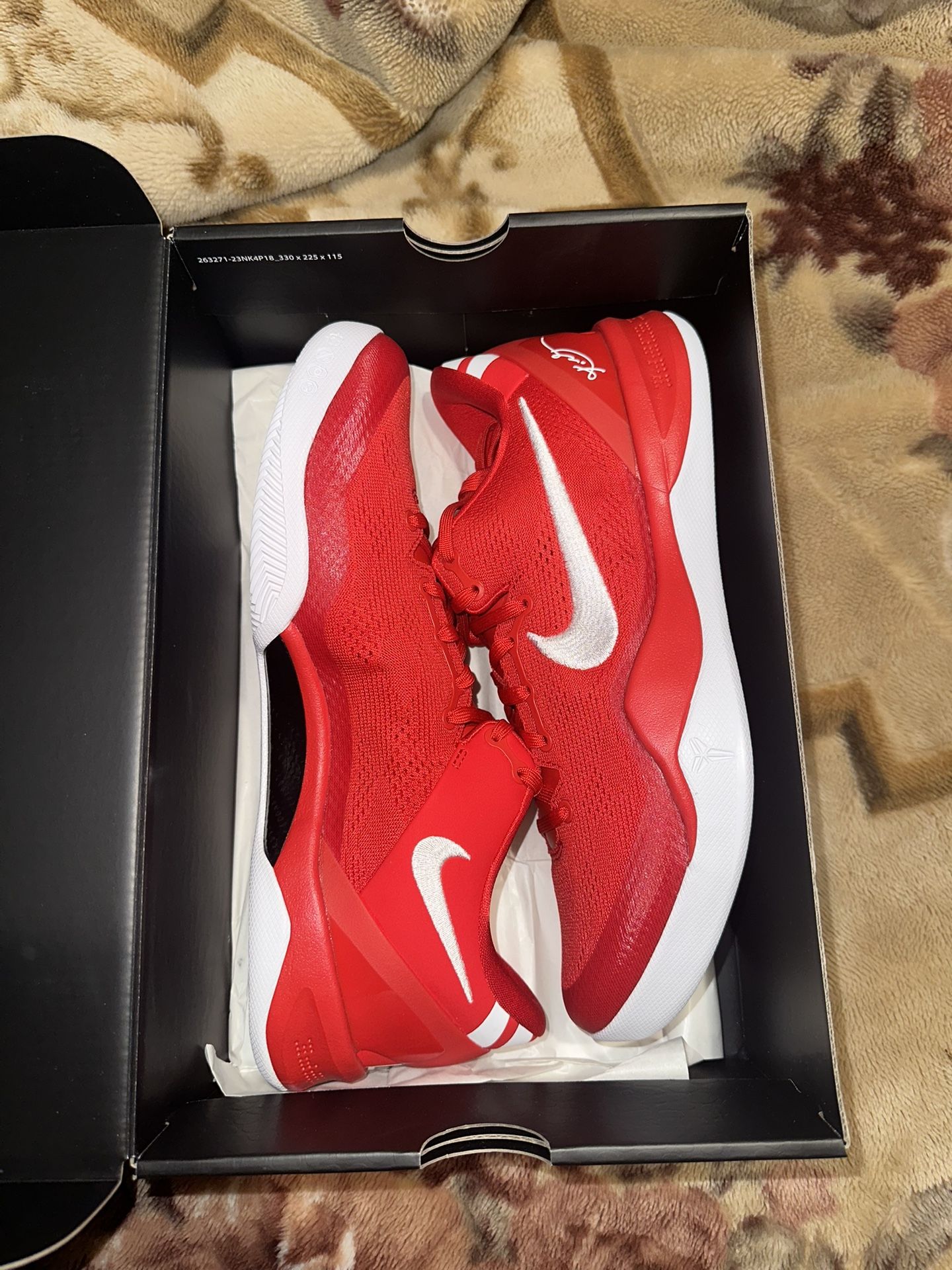 Kobe 8 University Red