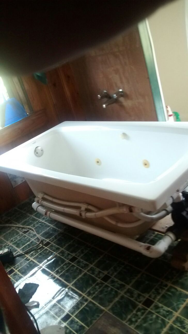 American Standard Mainstream Hydromassage Bathtub