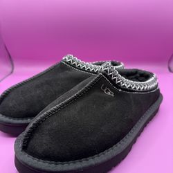 Uggs Tasman Womens Size 7.5