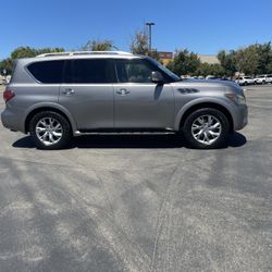 2011 Infiniti Qx56
