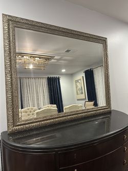Gorgeous Mirror
