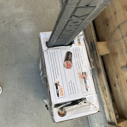 Worx 18in Electric Chainsaw