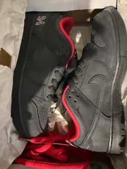 Supreme SB Dunks
