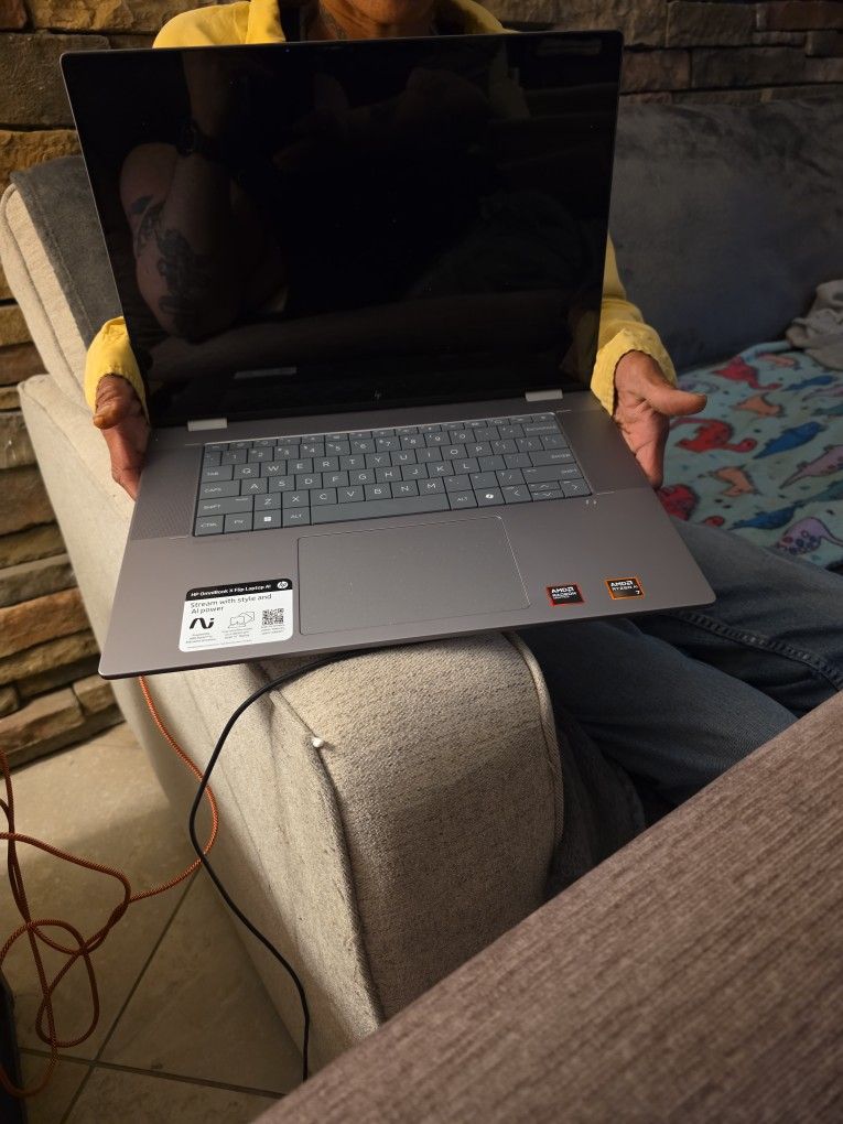 I Am Sellinng My HP omnibook X FLIP laptop