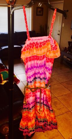 Girls Dress size 5/6