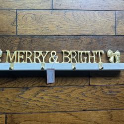 Cupcakes And Cashmere Bow Stocking Holder 