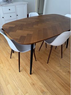 World Market Table