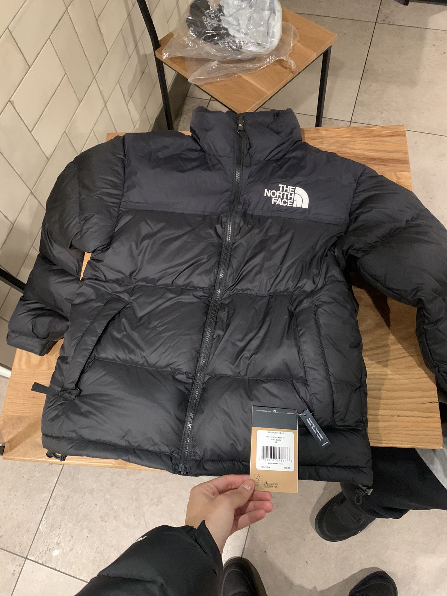 North Face jacket 700 for Sale in Queens, NY - OfferUp