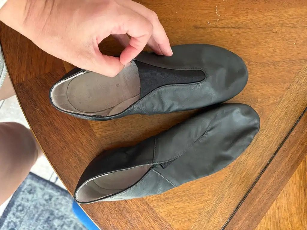 Leather Size 9 Like New Dance Shoes