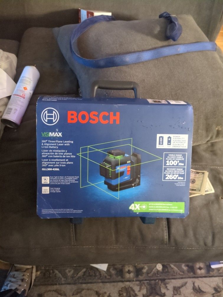 Bosch Alignment Laser With A Li Ion Battery