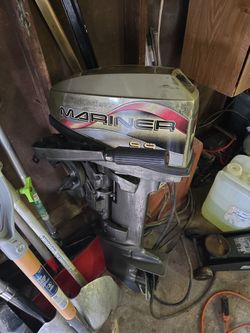 9.9 Mariner Outboard Motor