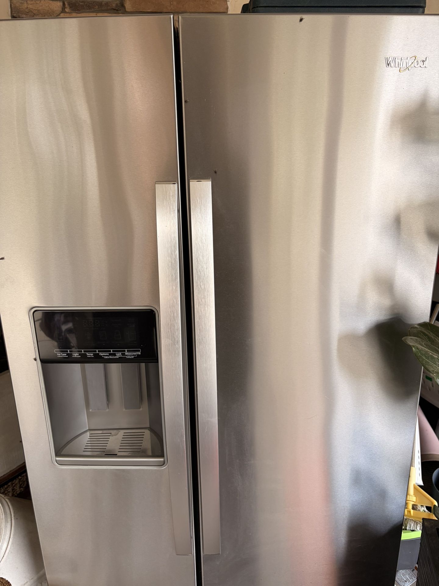 Whirlpool Refrigerator 