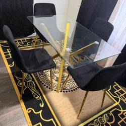 Dining Table With 4 Chairs 