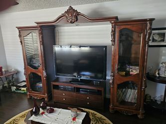 Cheery Wood Entertainment Center 