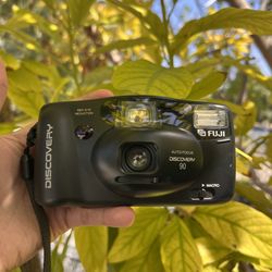 Fujifilm Discovery 90 35mm Point and Shoot Film Camera