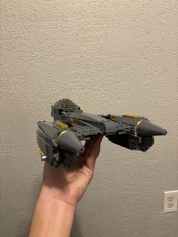 LEGO Star Wars: Revenge of The Sith General Grievous’s Starfighter