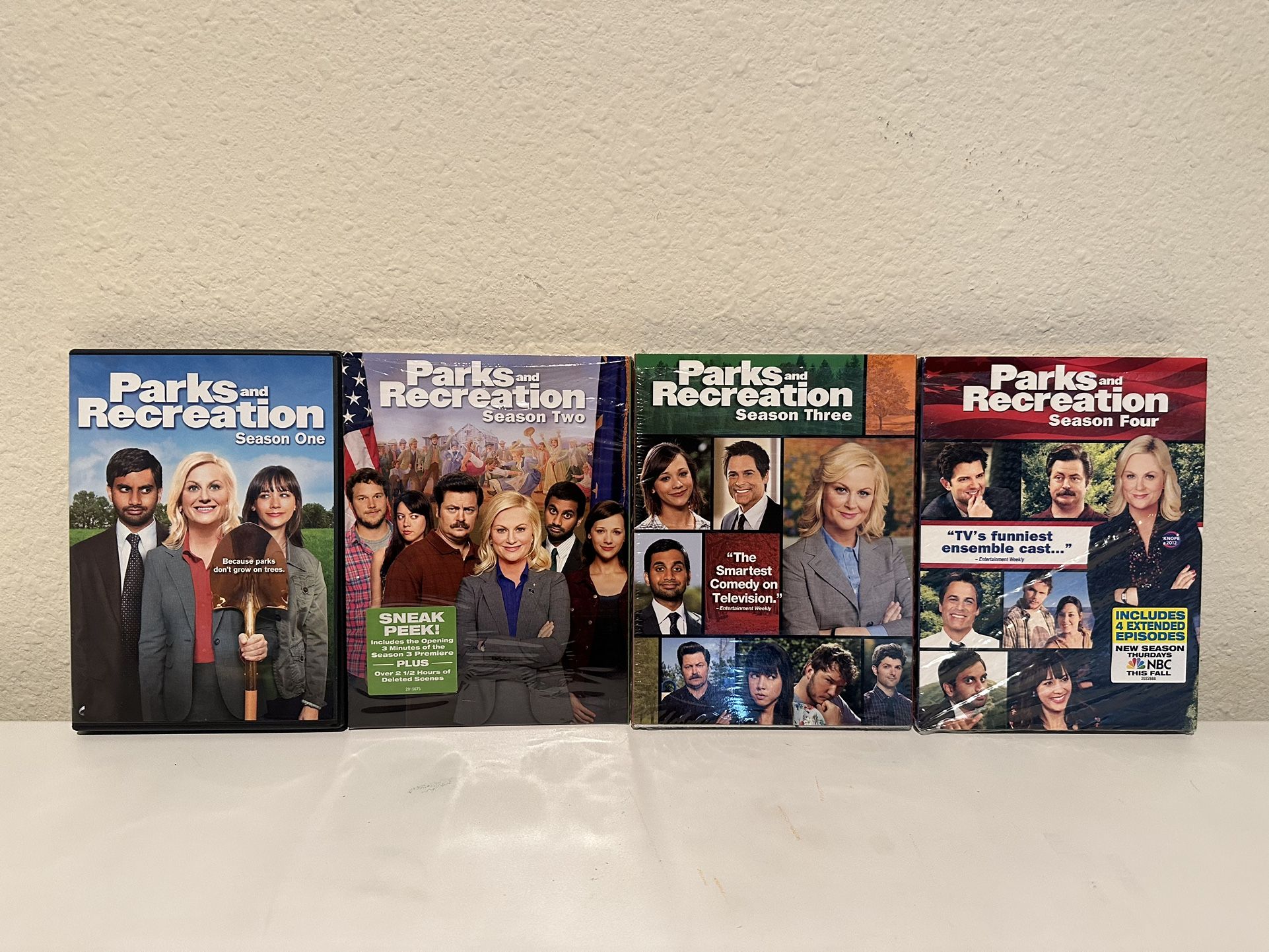 Parks & Recreation TV Series Seasons 1-4 (DVD)