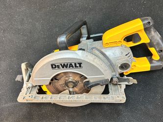 Dewalt 7-1/4” Worm Drive Circular Saw