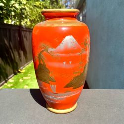 🏺 Beautiful vintage painted Asian orange and gold vase