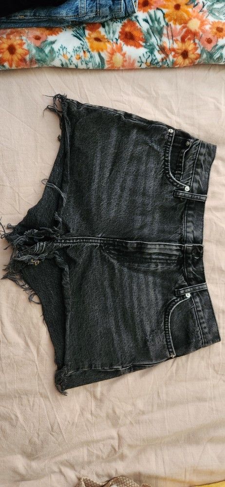 BDG Black Shorts size 29