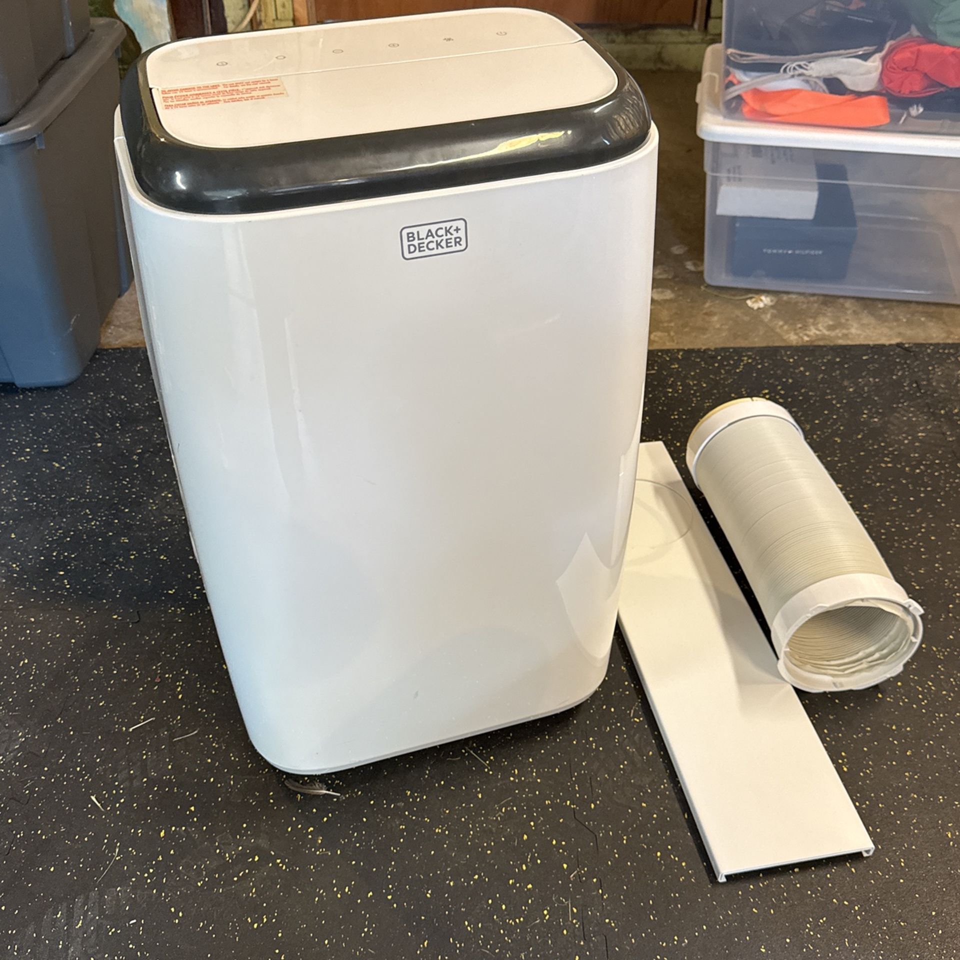 BLACK+DECKER 12,000 BTU Portable Air Conditioner with Heat (AC Unit)