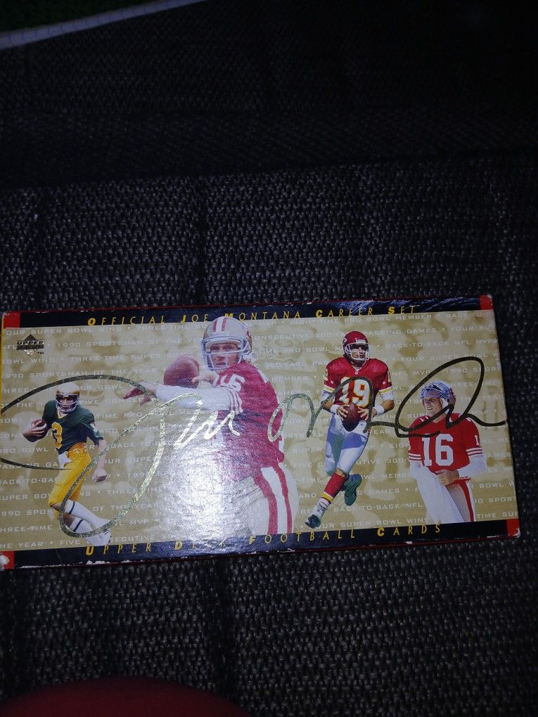 Official Joe Montana Team Set