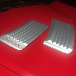 GM Hood Molding