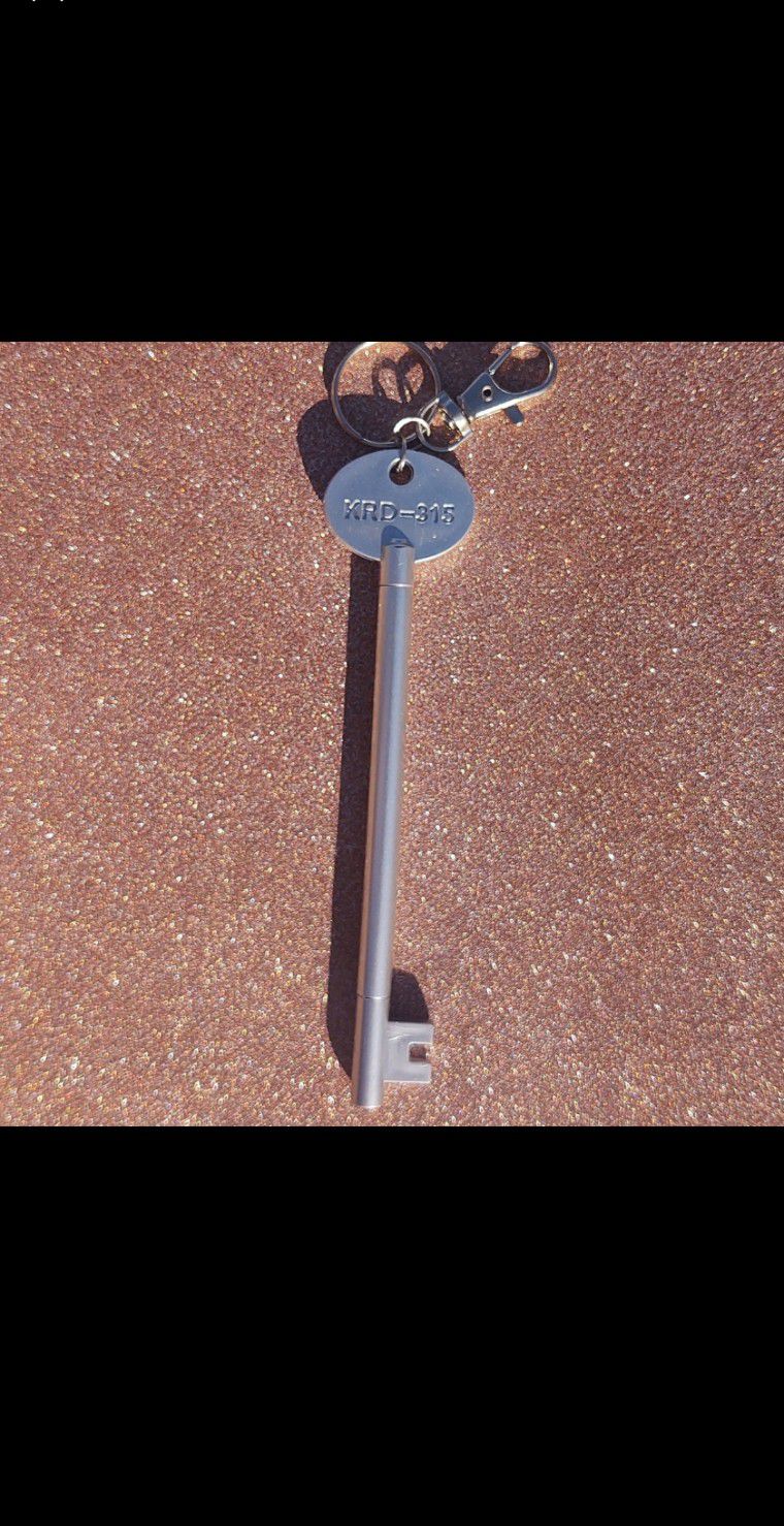 Rustic Key Pen Keychain