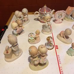 Precious Moments Figures