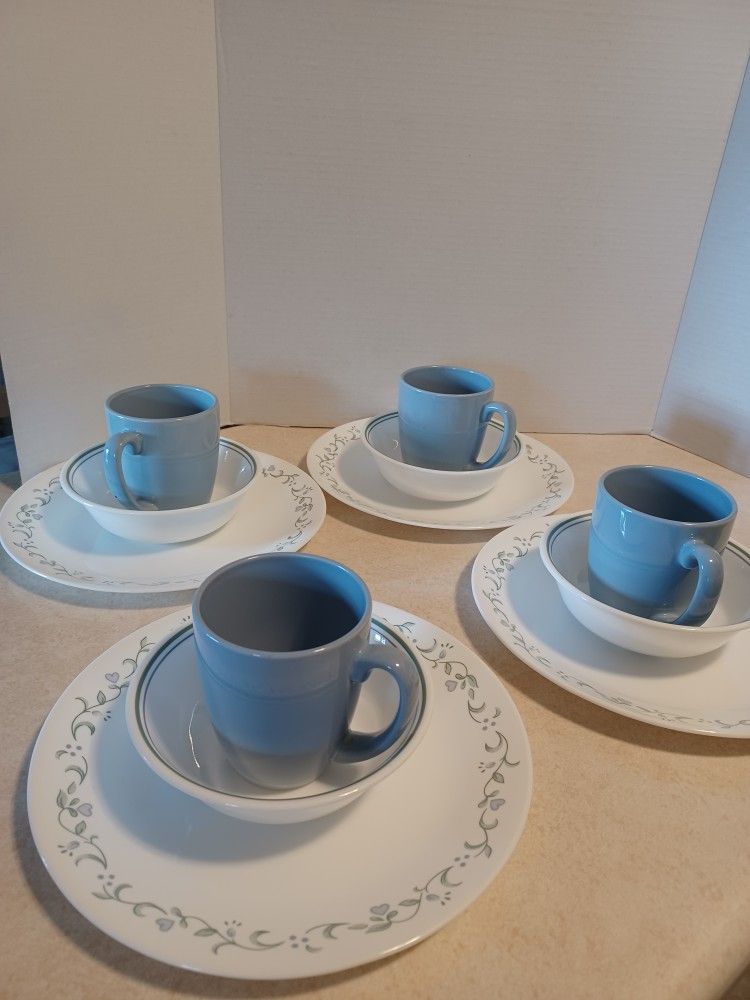 New Corelle Cottage Dinnerware Set