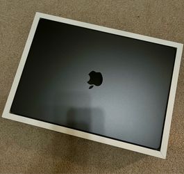 Apple MacBook Pro with Apple M5 Pro chip with 18-core CPU and 20-core GPU, 16.2-inch, 48GB Memory, 1TB