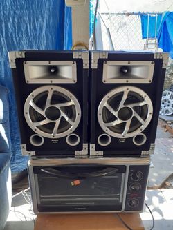 Acoustic Audio speakers 11x16x8 1/2