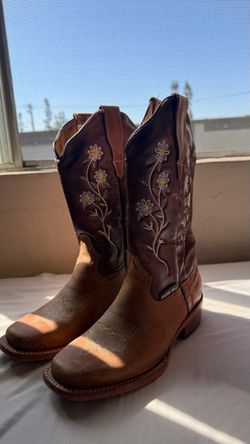 Women’s boots