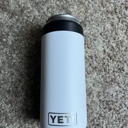 YETI 12 OZ COLSTER SLIM CAN COOLER 