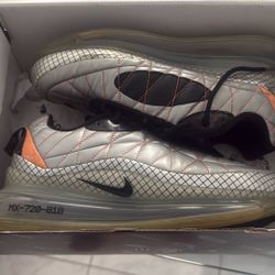 Nike Mx 720-818
