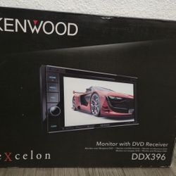 Kenwood Excelon DDX396 - estereo doble DIN, Bluetooth, y opción de DVD / CD / AM / FM en el tablero
