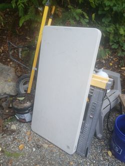 5ft folding table