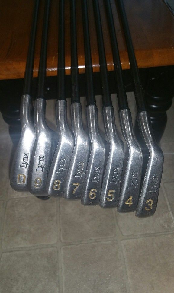 Lynx Black Cat Golf Iron Set 3-D Flare Unifiber Regular Flex Graphite Shafts