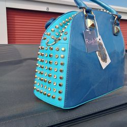 Women's Handbag..(Brand New)