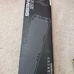 Hardware Labs Black Ice Nemesis 360GTS Black Carbon Radiator.